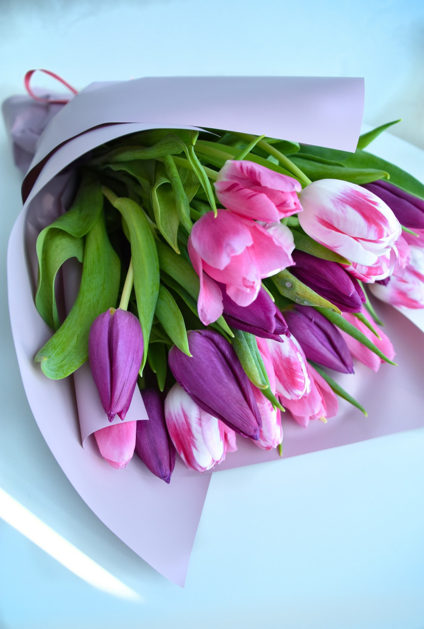 Букети тюльпанів